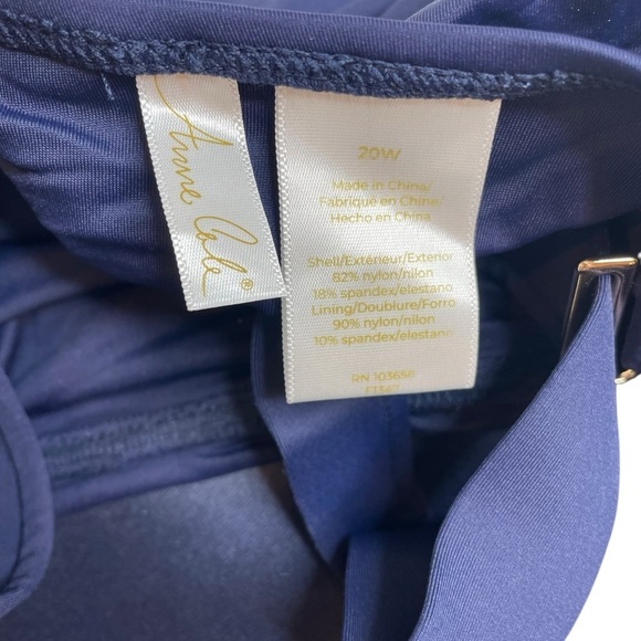 Anne Cole Signature Plus Size Live in Color Twist Bandeaukini Top Navy 20W New - Picture 4 of 6